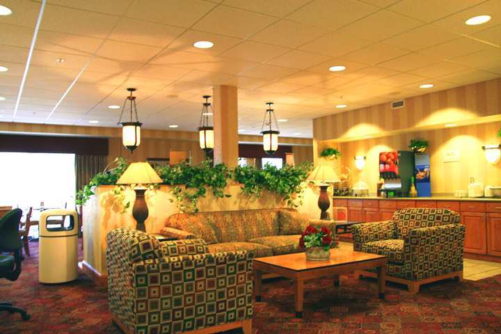 Hampton Inn Massillon Εξωτερικό φωτογραφία